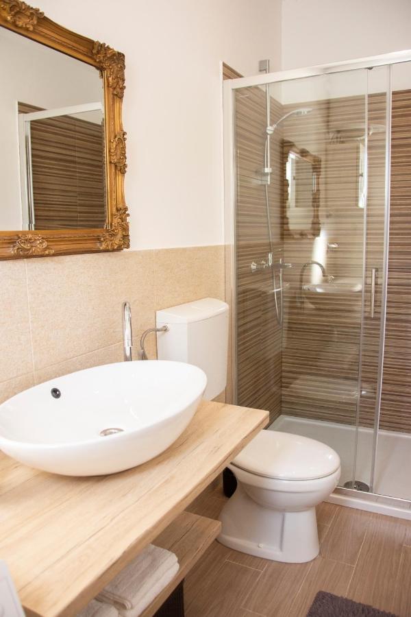 Holiday House By The Sea Vigo Задар Екстериор снимка